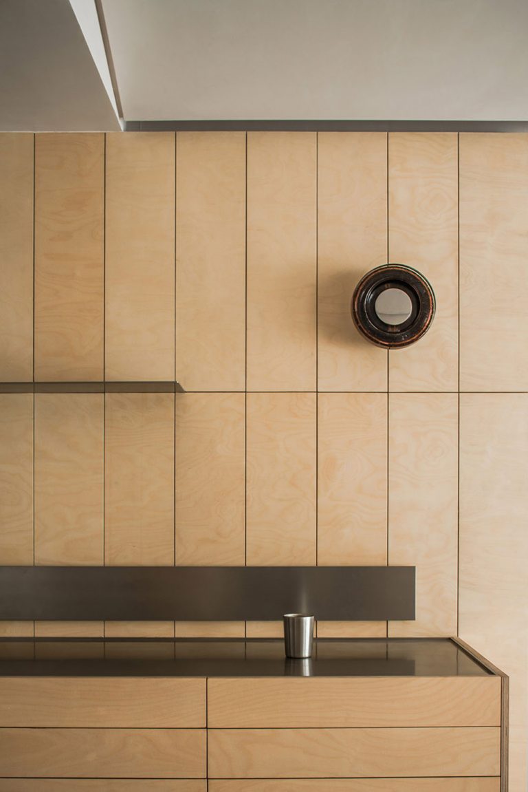 北欧工业风办公室文件资料柜装饰实景图