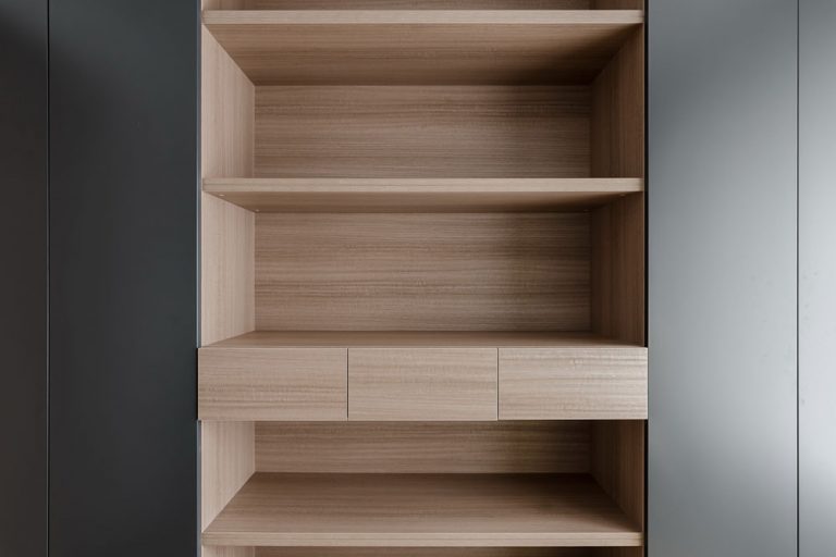 简约北欧风家居装修设计玄关储物陈列柜效果图