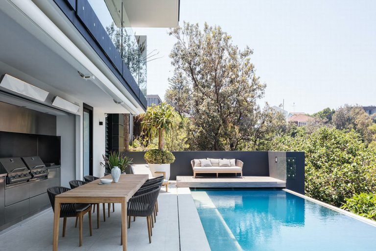 简约风格别墅家居案例泳池休闲区效果图