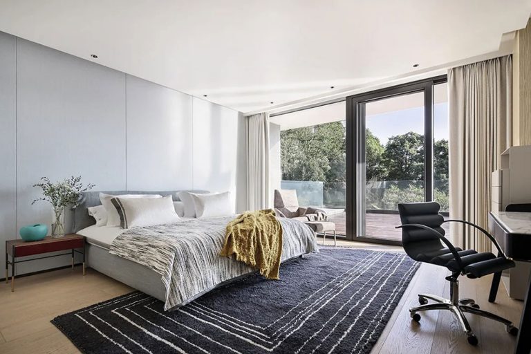 简约风格别墅家居主人房效果图