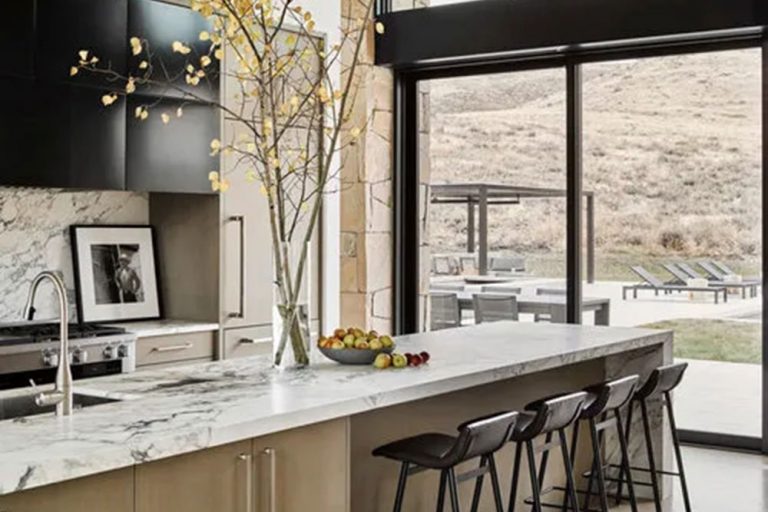 简约风格别墅住宅案例厨房吧台休闲区效果图