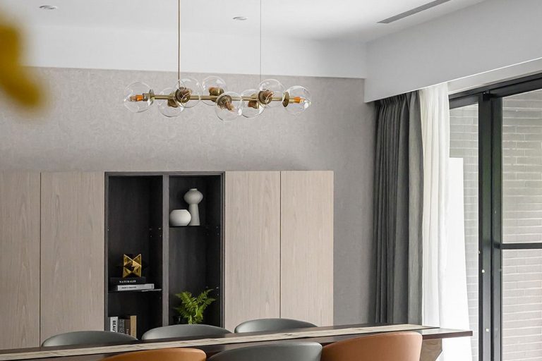 简约风格住宅设计餐厅效果图