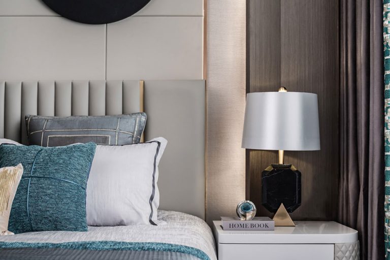 轻奢风格家庭住宅设计案例客房效果图