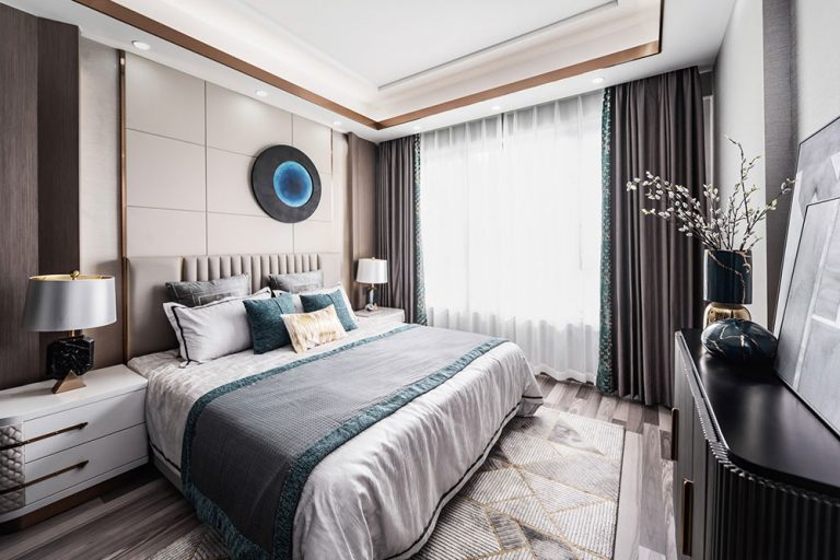 轻奢风格家庭住宅装修案例卧室效果图