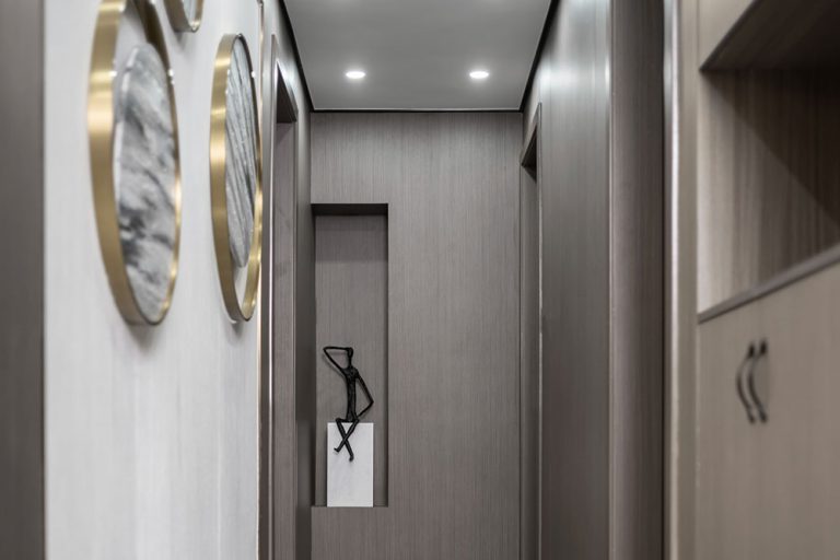 轻奢新中式风格家庭住宅装修案例走廊效果图