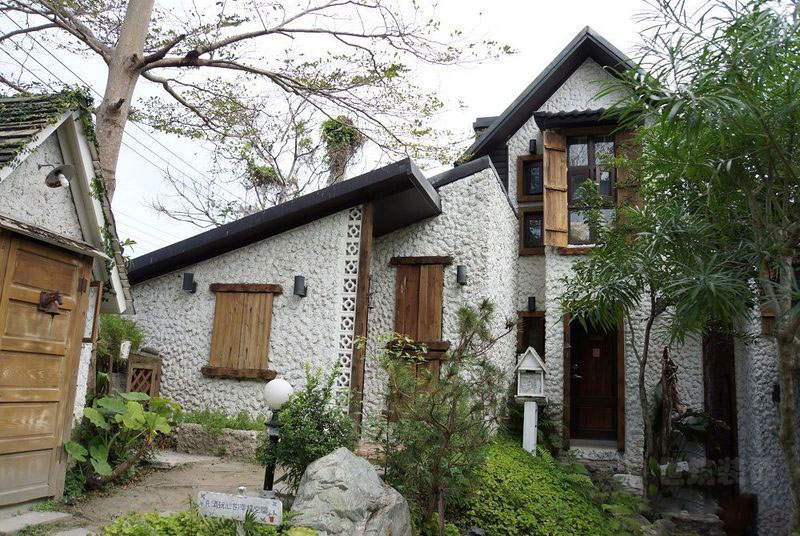 昆明五华区现代中式风格民宿设计庭院景观