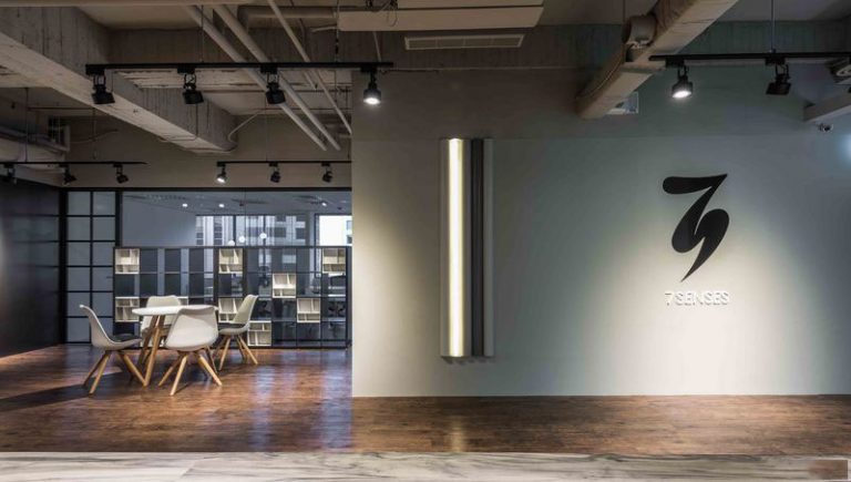 东川办公室接待区