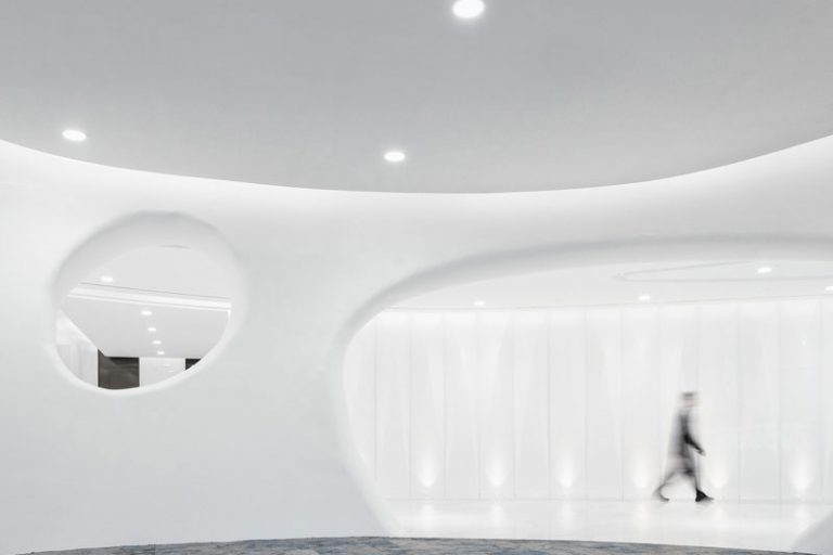 西山办公室造型隔墙