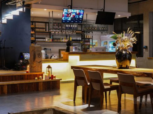 昆明客栈餐厅装修图