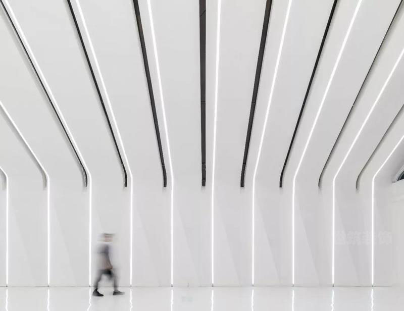 昆明五华区现代风格酒店装修改造设计效果走廊