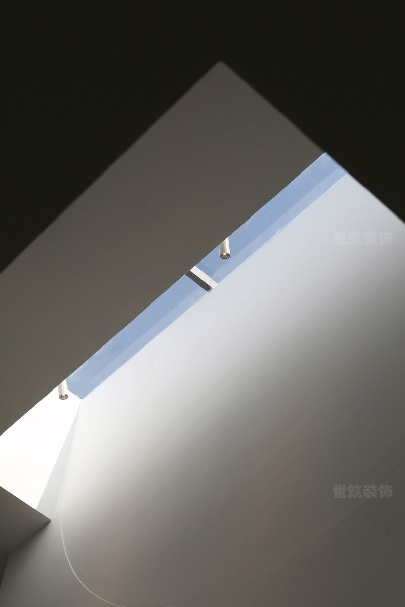 昆明西山区极简风格办公室装修设计图天井光效 昆明西山区极简风格办公室装修设计图天井光效