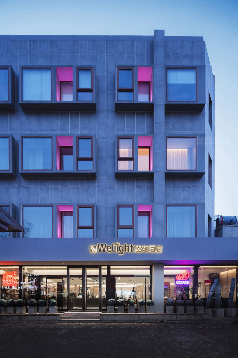 云南省西双版纳州酒店门外环境 云南省西双版纳州酒店门外环境