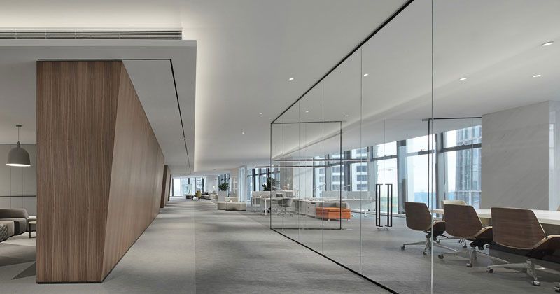 云南文山现代风格办公室装修设计效果图过道
