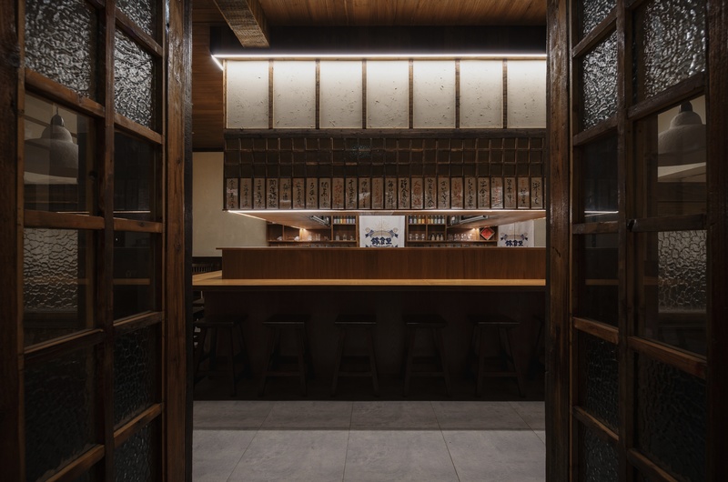 昆明盘龙区餐厅装修入门处设计图 昆明盘龙区餐厅装修入门处设计图